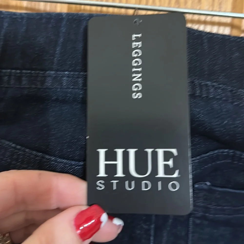 Hue Studio Women's Distressed Stretchy Denim Leggings - Midnight Rinse -… - Picture 10 of 14